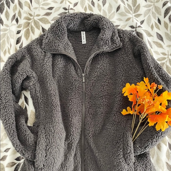 NWT Women Fleece Teddy Gray Sweater Size X-Large - Picture 4 of 8